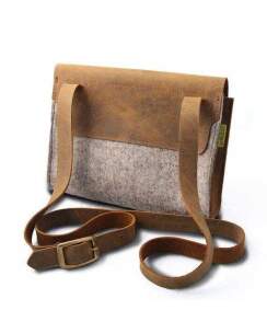 WALDKAUZ Filz-Jagdtasche &quot;Dr&uuml;ckerchen&quot; hochformatig