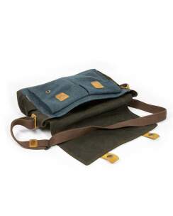 STEINKAUZ Waxcotton/Loden-Tasche &bdquo;Landeck&ldquo;, Petrol/Wax-Oliv